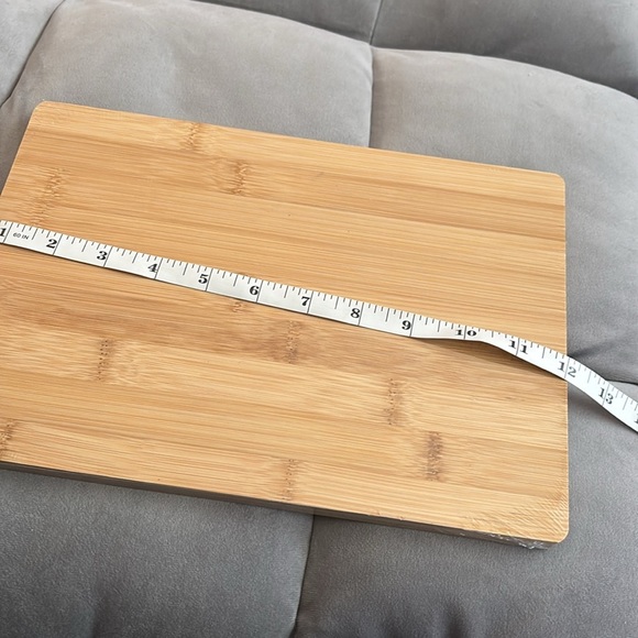 New Wood Cutting Board - Picture 3 of 4